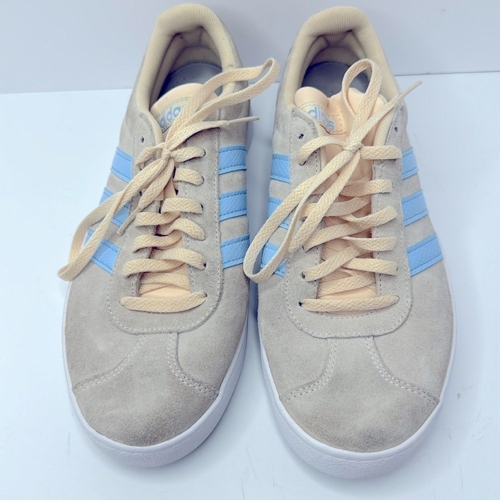 Adidas Cream /Light Peach with Sky Blue stripes Size 9